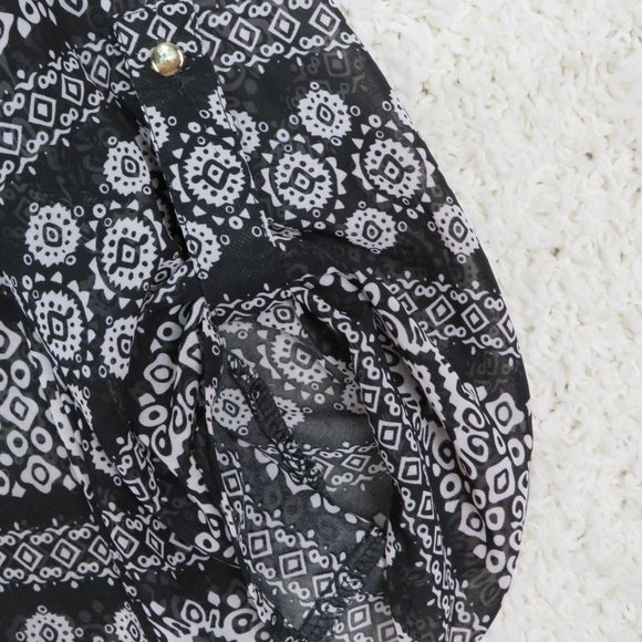 Bluebell* Women's 3/4 Sleeve High/Low Curved Hem V-Neck Blouse Size ~ 2XL‎ - Picture 7 of 11